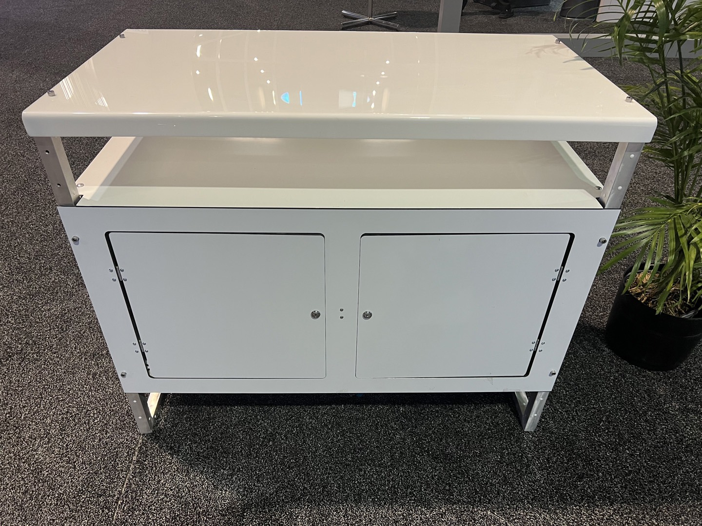 Back, top view of TSD Counters' Model D.